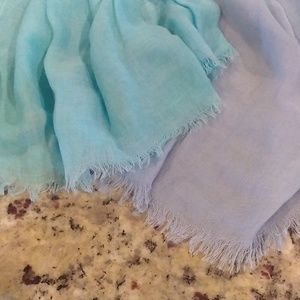 Tommy Bahama Accessories - Tommy Bahama scarf NWT Tommy Bahama Accessories - Tommy Bahama scarf NWT